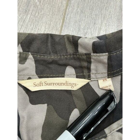 Soft Surrounding Womens Button Down Shirt Top Embroidered Floral Camo Size XS - Picture 7 of 11